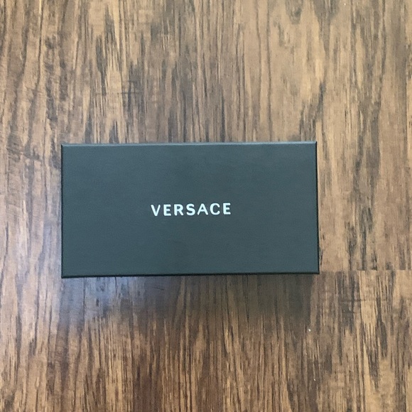 Versace eye mask - Picture 9 of 13